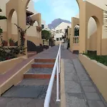 Deluxe Con Piscina Climatizada