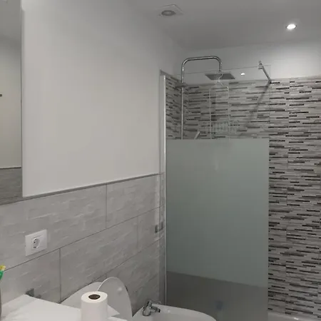 Deluxe Con Piscina Climatizada Apartman *