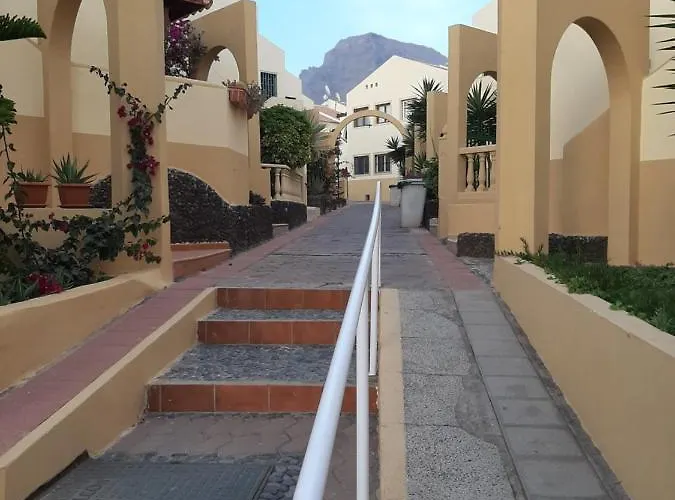 Deluxe Con Piscina Climatizada